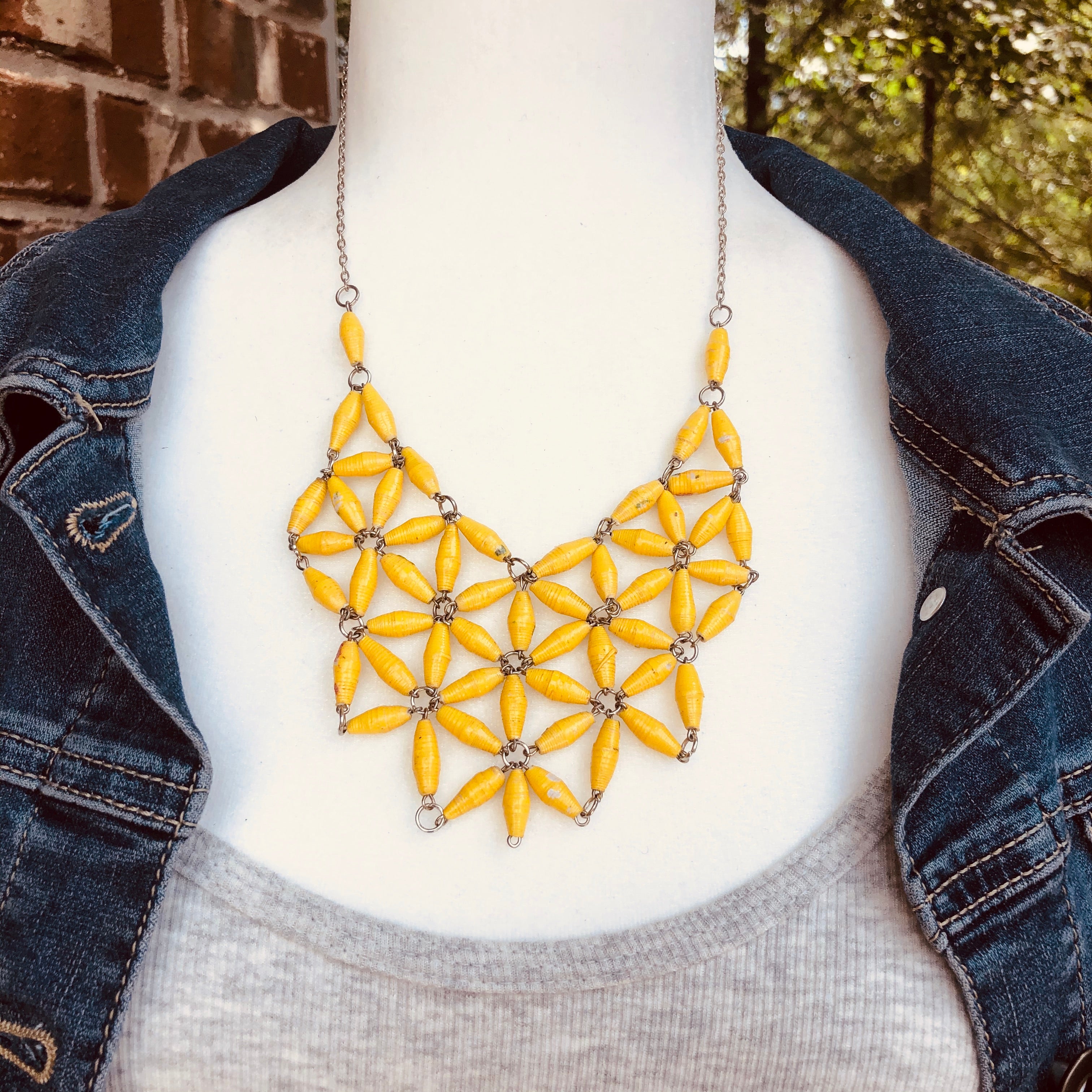 Bright hot sale yellow necklace